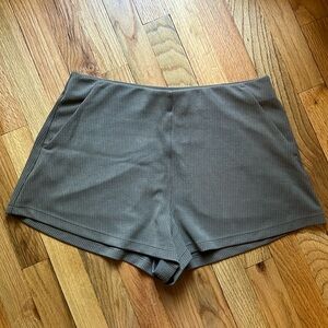 Lululemon Ribbed Softstreme High Rise Short Size 10